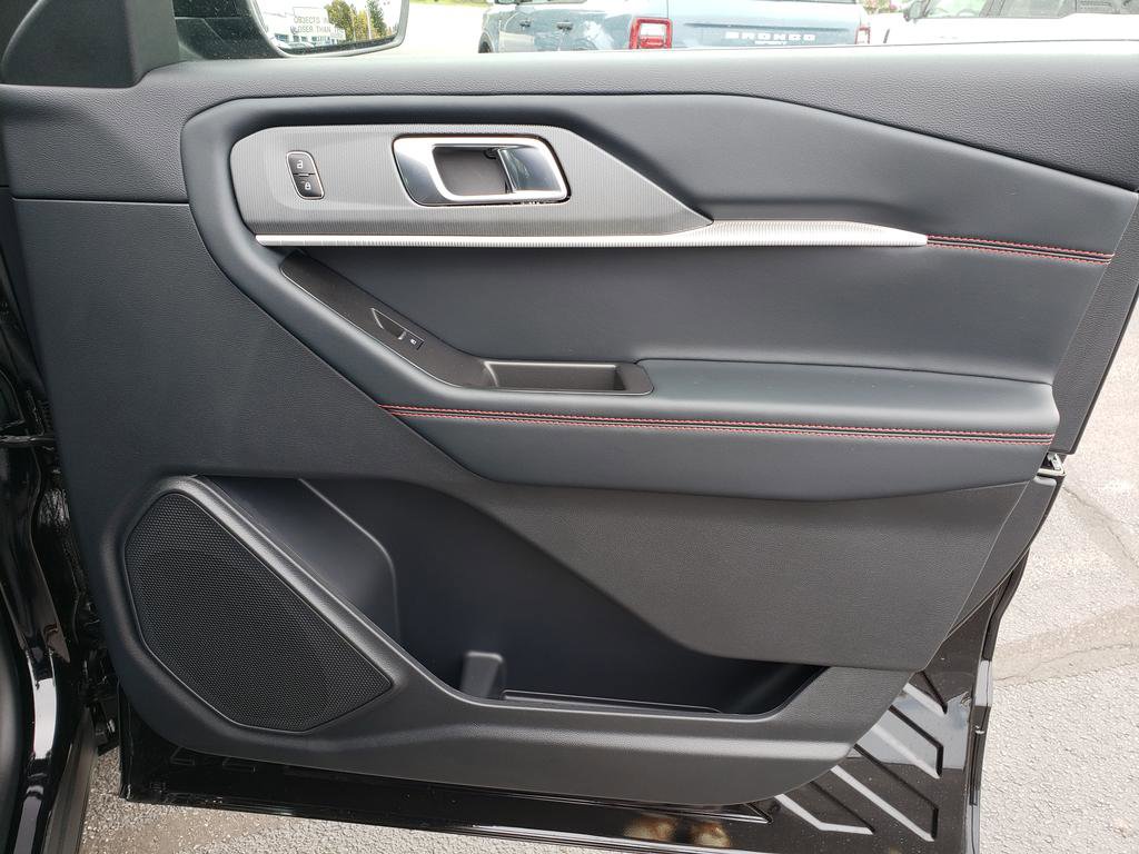 New 2026 Ford Explorer ST-Line image 17