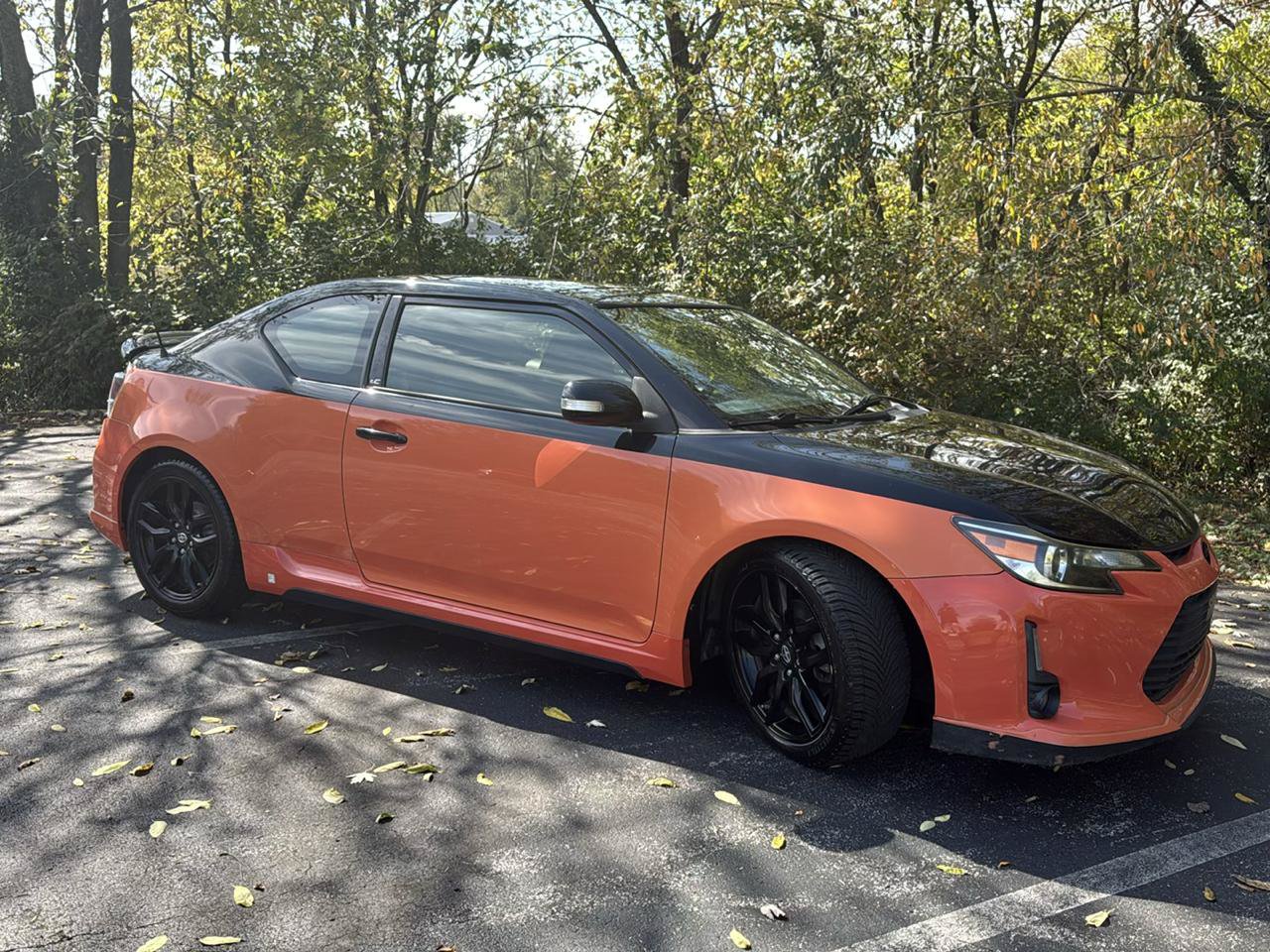 Used 2015 Scion tC FWD image 1