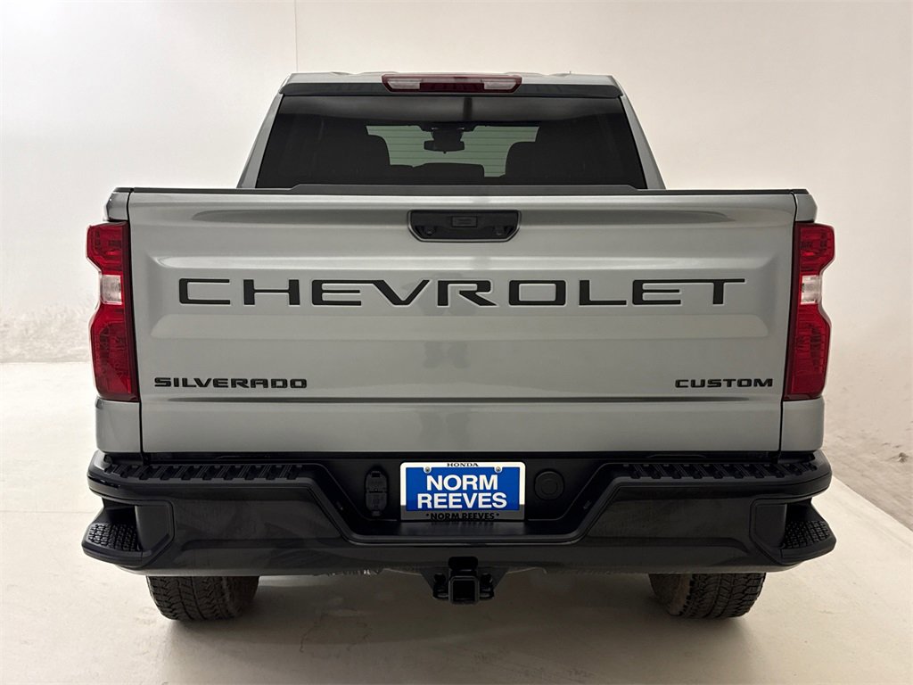 Used 2025 Chevrolet Silverado 1500 Custom Trail Boss w/ LPO, Dark Essentials Package image 8