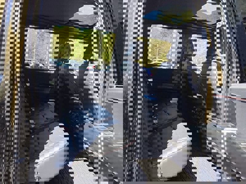 Used 2025 Ford F150 Raptor AWD/4WD image 15