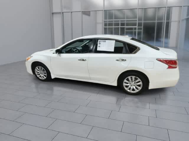Used 2015 Nissan Altima 2.5 S w/ Power Driver Seat Package FWD image 6