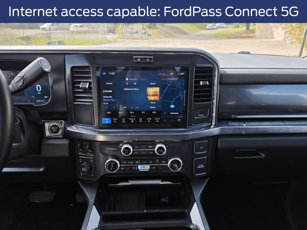 Used 2025 Ford F250 Lariat w/ Chrome Package image 17