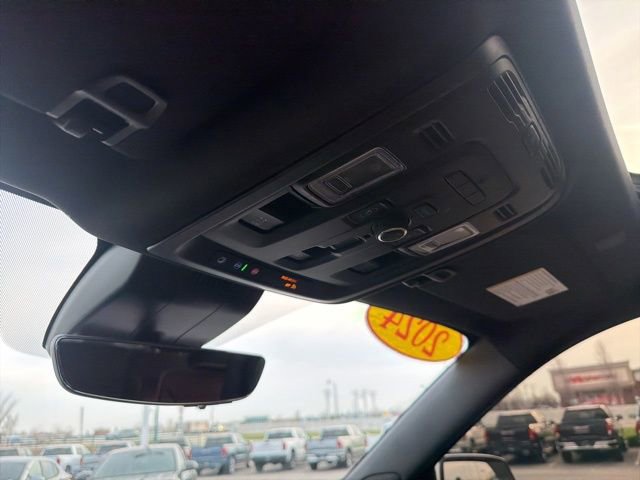 Used 2024 GMC Yukon XL Denali Ultimate image 34