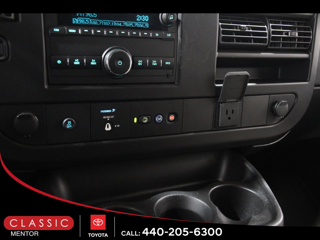 Used 2024 Chevrolet Express 2500 w/ Driver Convenience Package image 10