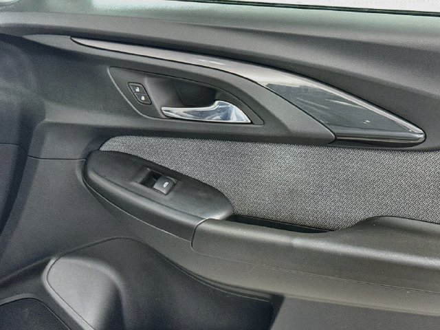 Used 2023 Chevrolet TrailBlazer LS FWD image 29