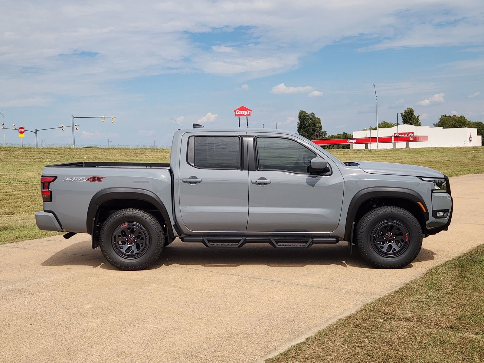 New 2026 Nissan Frontier PRO-4X image 7