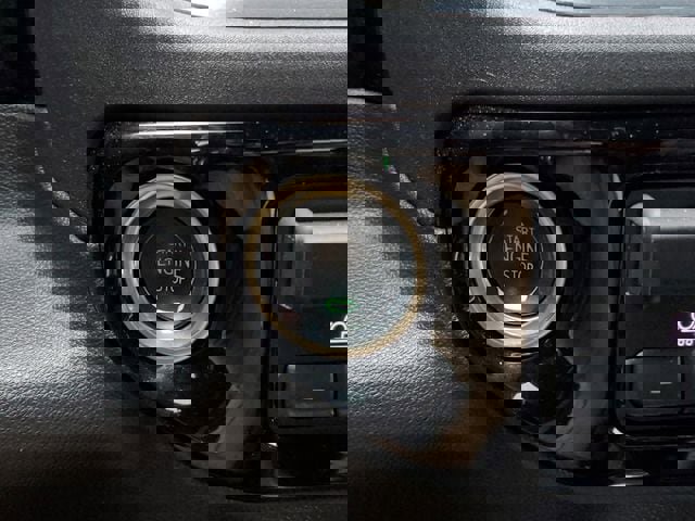 Used 2025 GMC Sierra 1500 Elevation w/ Preferred Package image 34