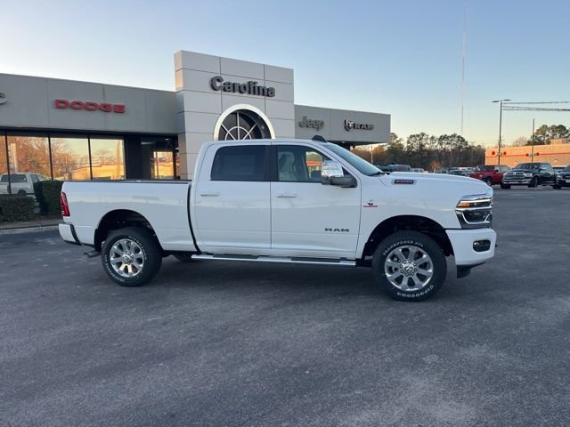 New 2026 RAM 2500 Laramie AWD/4WD image 2