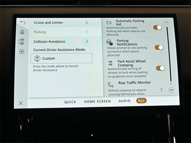 Used 2024 Land Rover Range Rover Sport Dynamic SE image 40