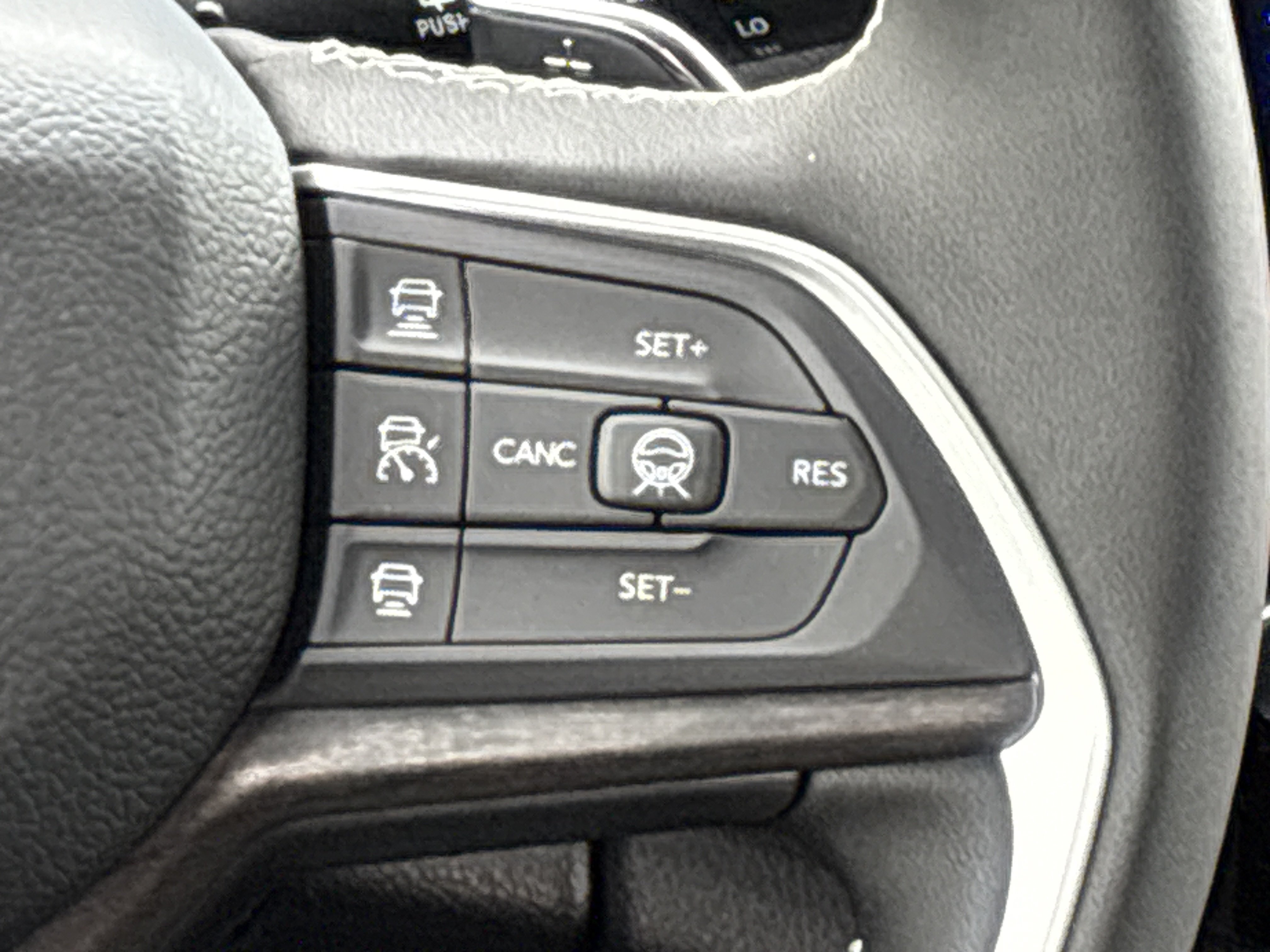 Used 2026 Jeep Grand Cherokee L Limited AWD/4WD image 24