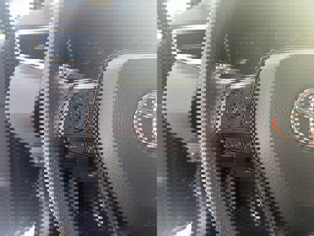 Used 2024 Toyota Corolla LE image 21