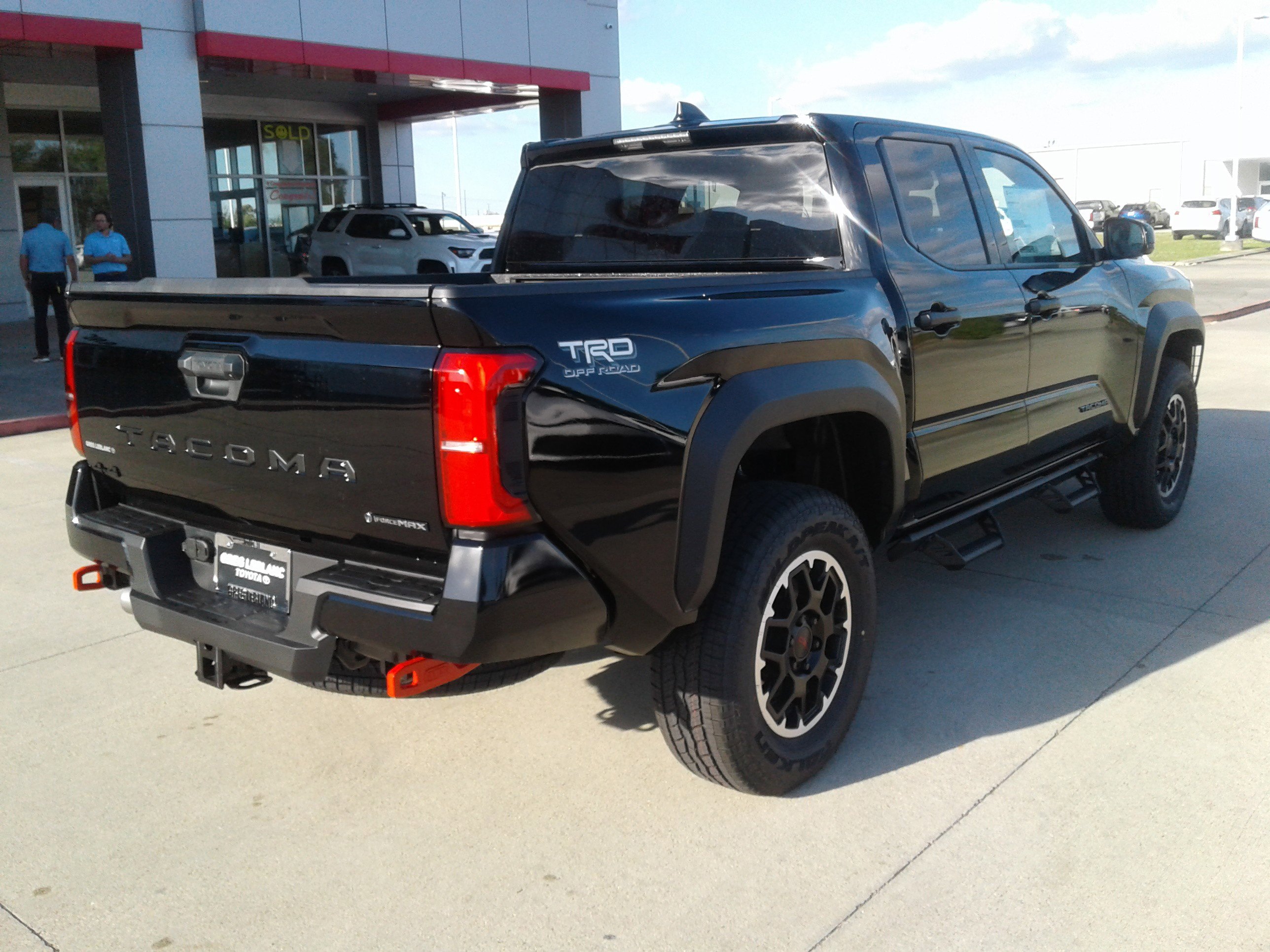 New 2026 Toyota Tacoma TRD Off-Road AWD/4WD image 2