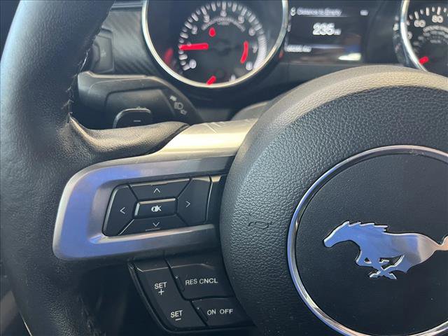 Used 2016 Ford Mustang Convertible image 21