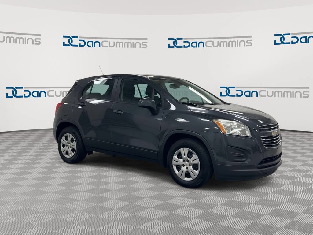 Used 2016 Chevrolet Trax LS FWD image 2