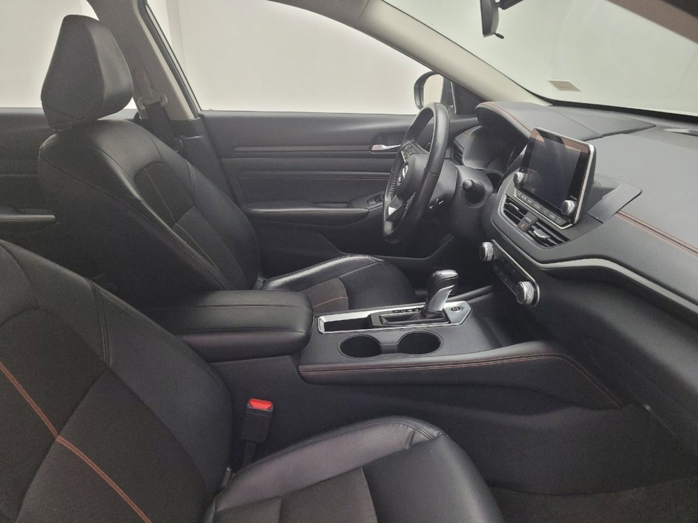 Used 2022 Nissan Altima 2.5 SR image 21