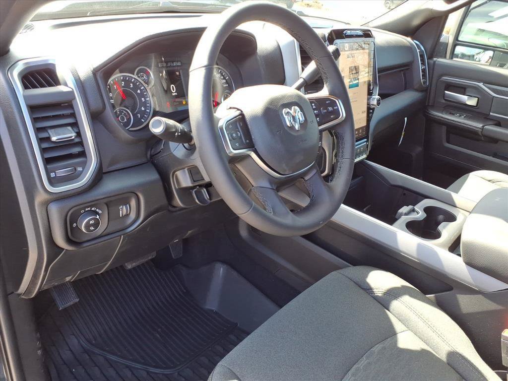 New 2026 RAM 2500 Big Horn AWD/4WD image 4
