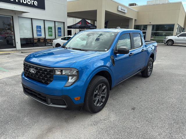 Used 2025 Ford Maverick XLT image 3