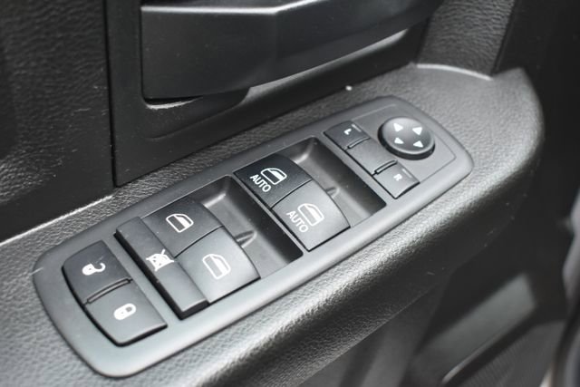 Used 2019 RAM 1500 Express w/ Wheel & Sound Group AWD/4WD image 17