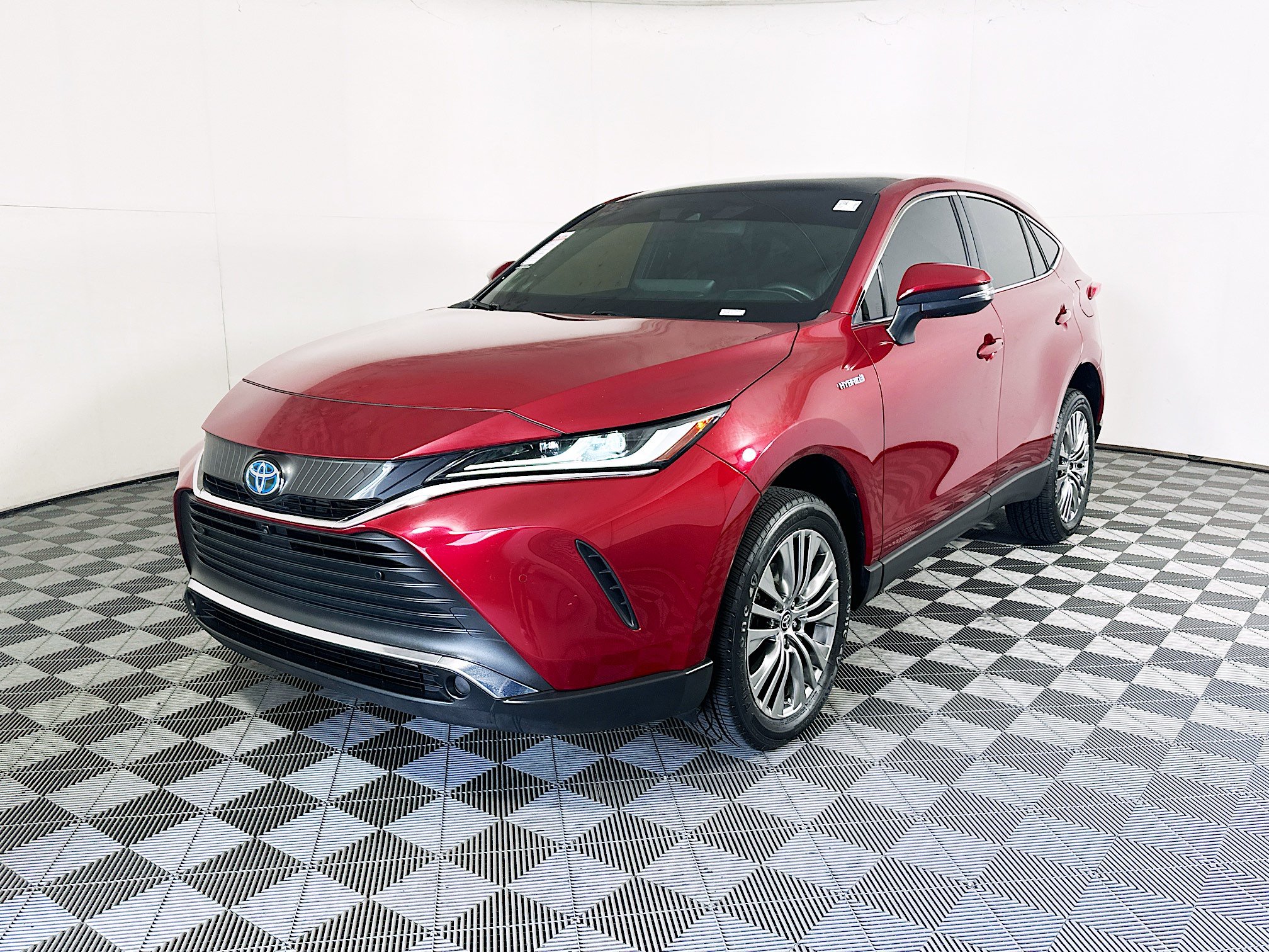 Used 2021 Toyota Venza Limited AWD/4WD image 7