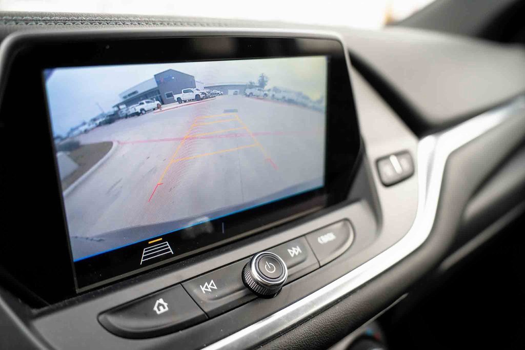 Used 2019 Chevrolet Blazer LT image 19