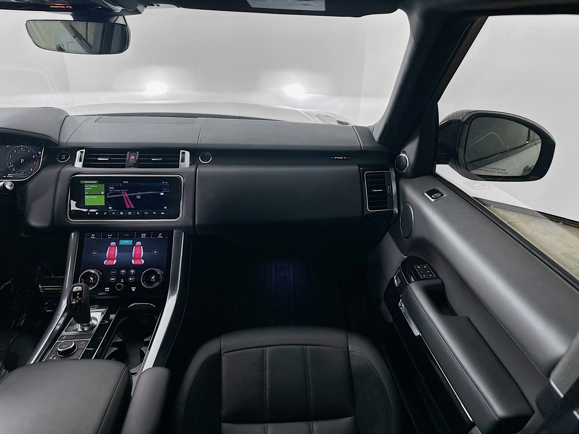 Used 2021 Land Rover Range Rover Sport HST AWD/4WD image 31