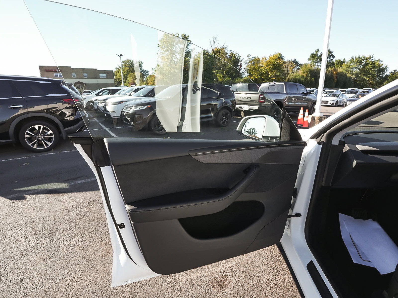 Used 2026 Tesla Model Y Long Range AWD/4WD image 9