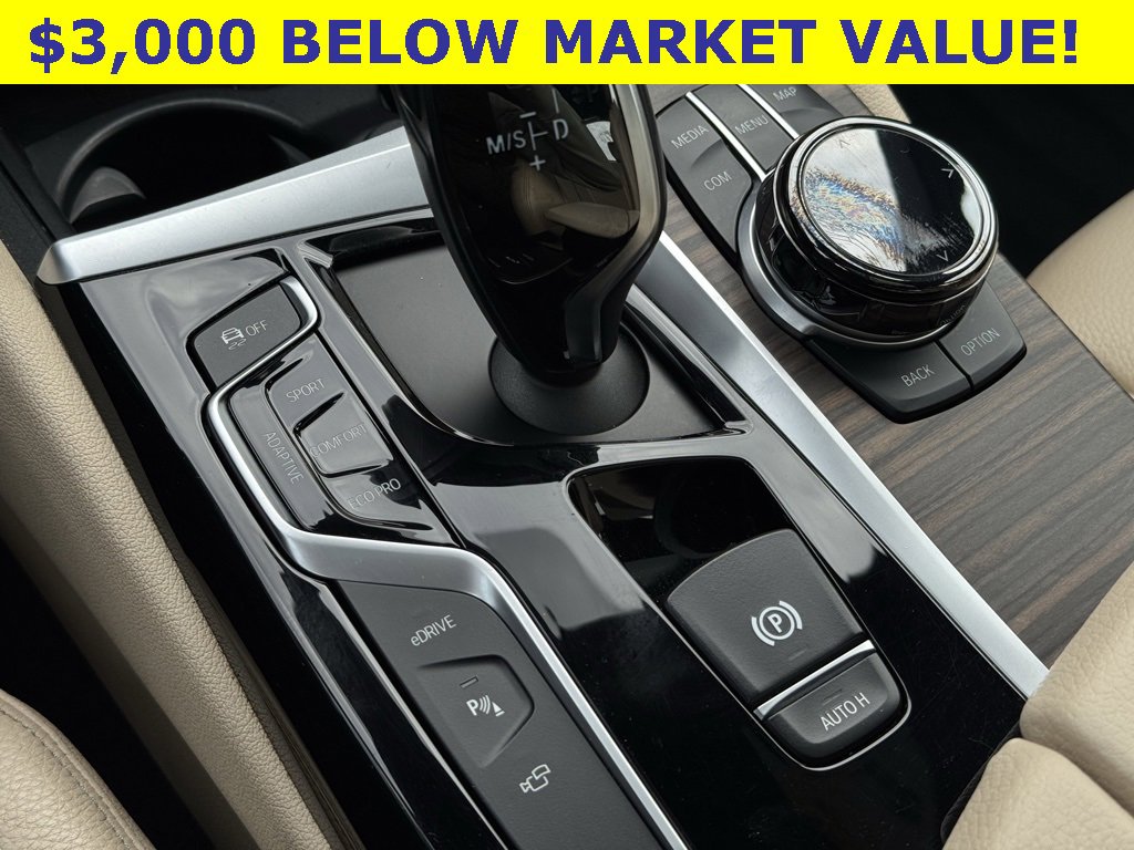 Used 2018 BMW 530e xDrive image 37