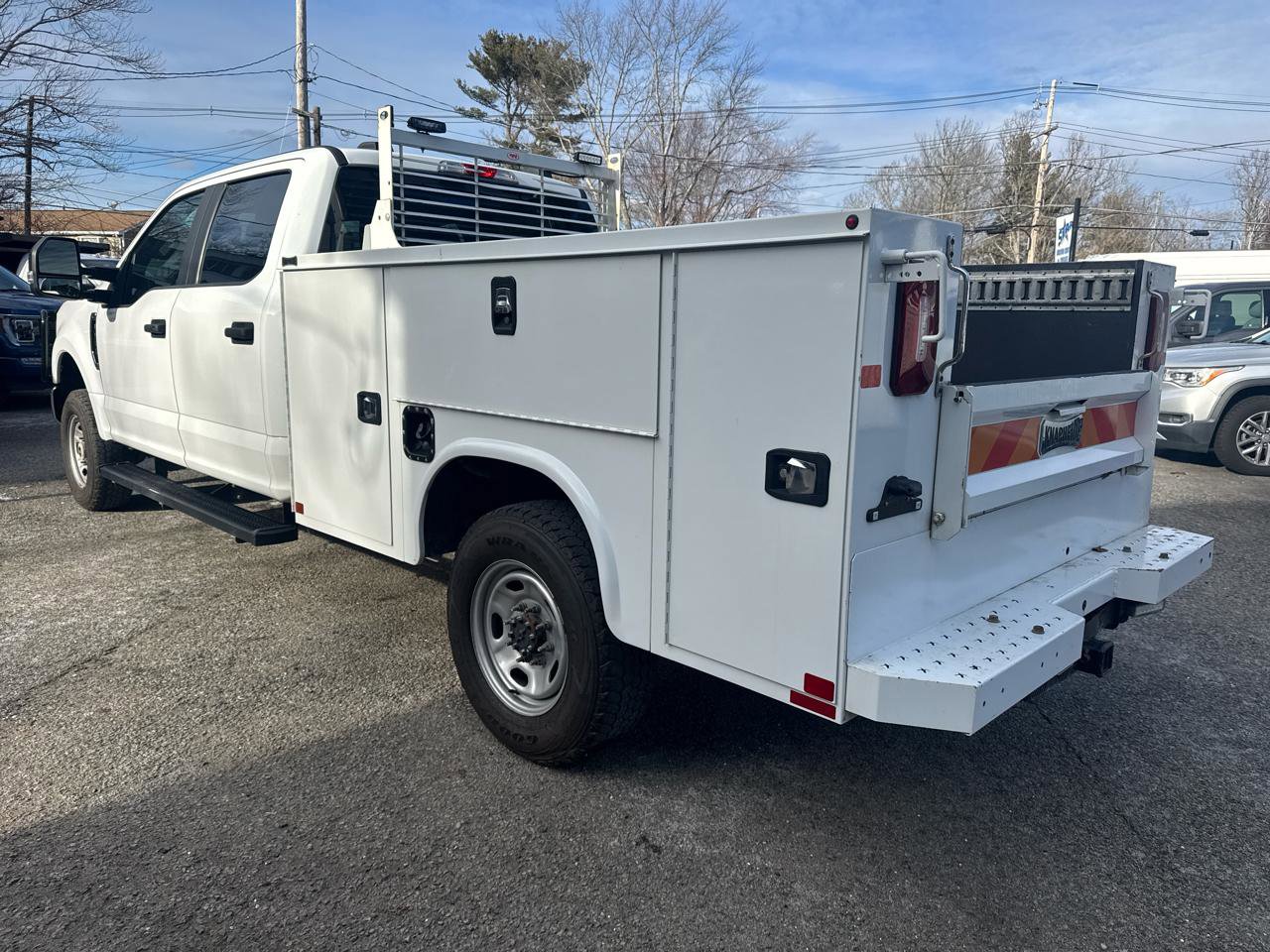 Used 2022 Ford F250 XL w/ Power Equipment Group AWD/4WD image 3
