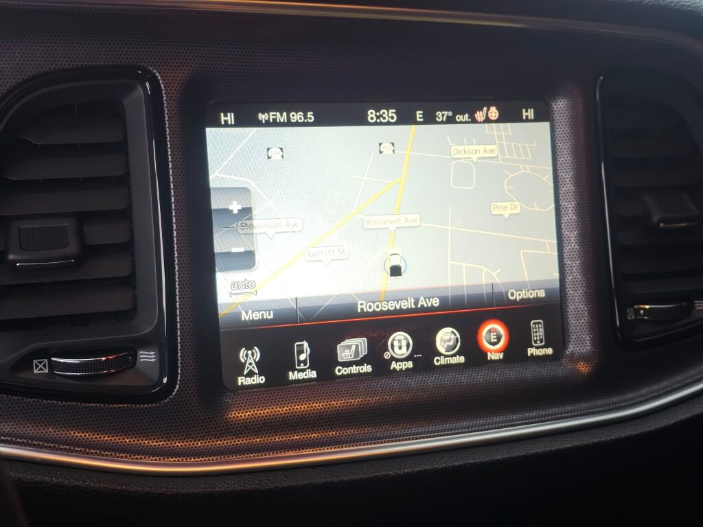 Used 2015 Dodge Challenger R/T Plus image 27