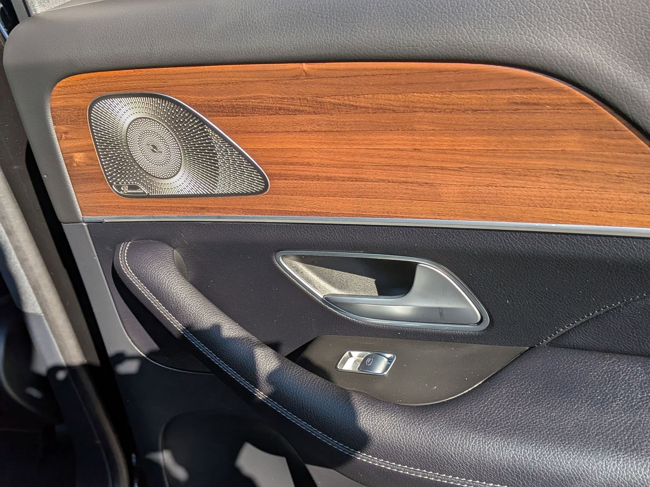 Certified 2025 Mercedes-Benz GLE 580 4MATIC image 36