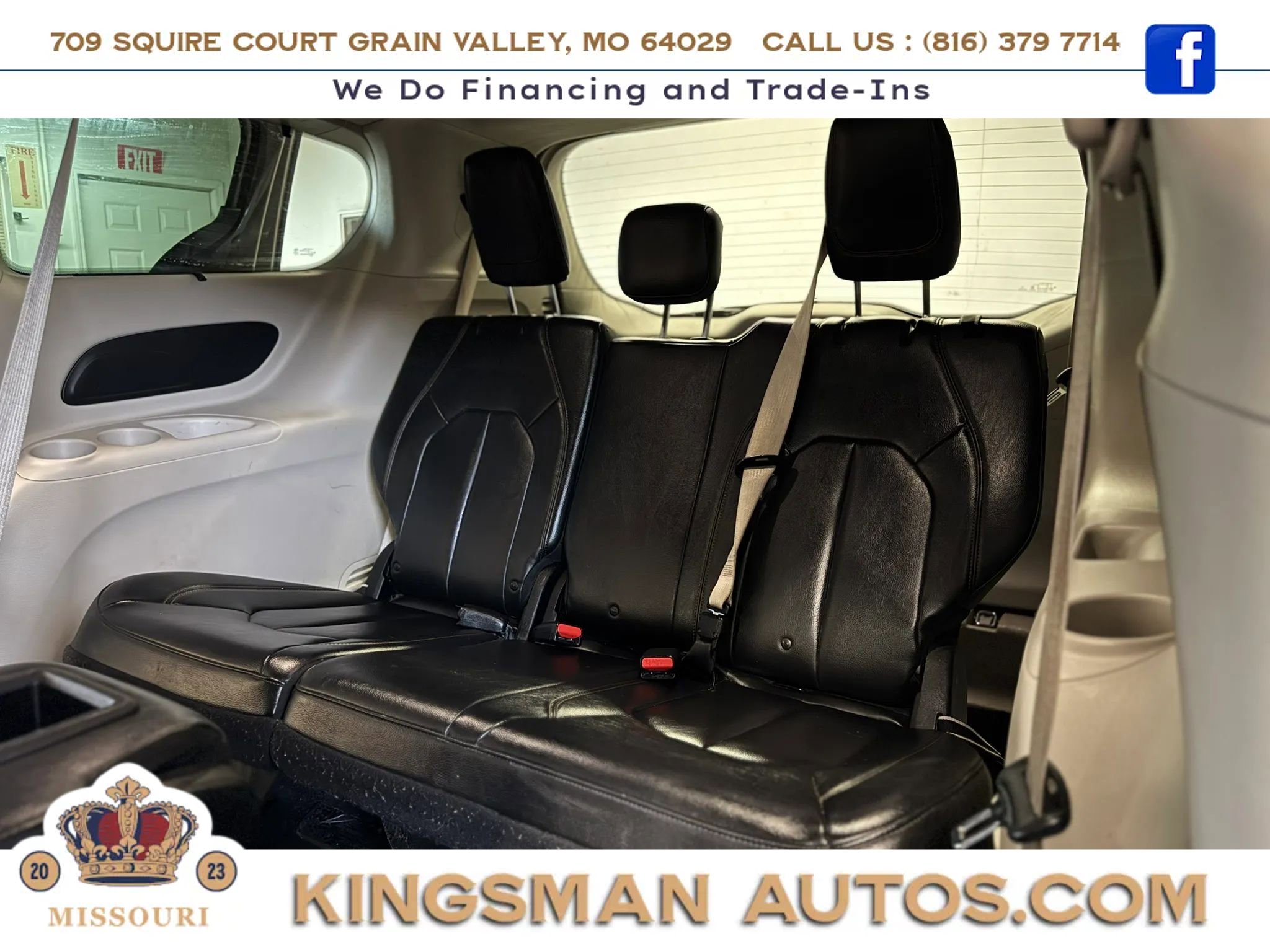 Used 2017 Chrysler Pacifica Touring-L w/ Tire & Wheel Group FWD image 29