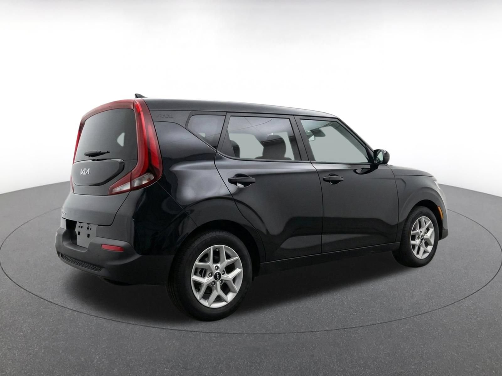 Used 2025 Kia Soul LX w/ LX Technology Package FWD image 10