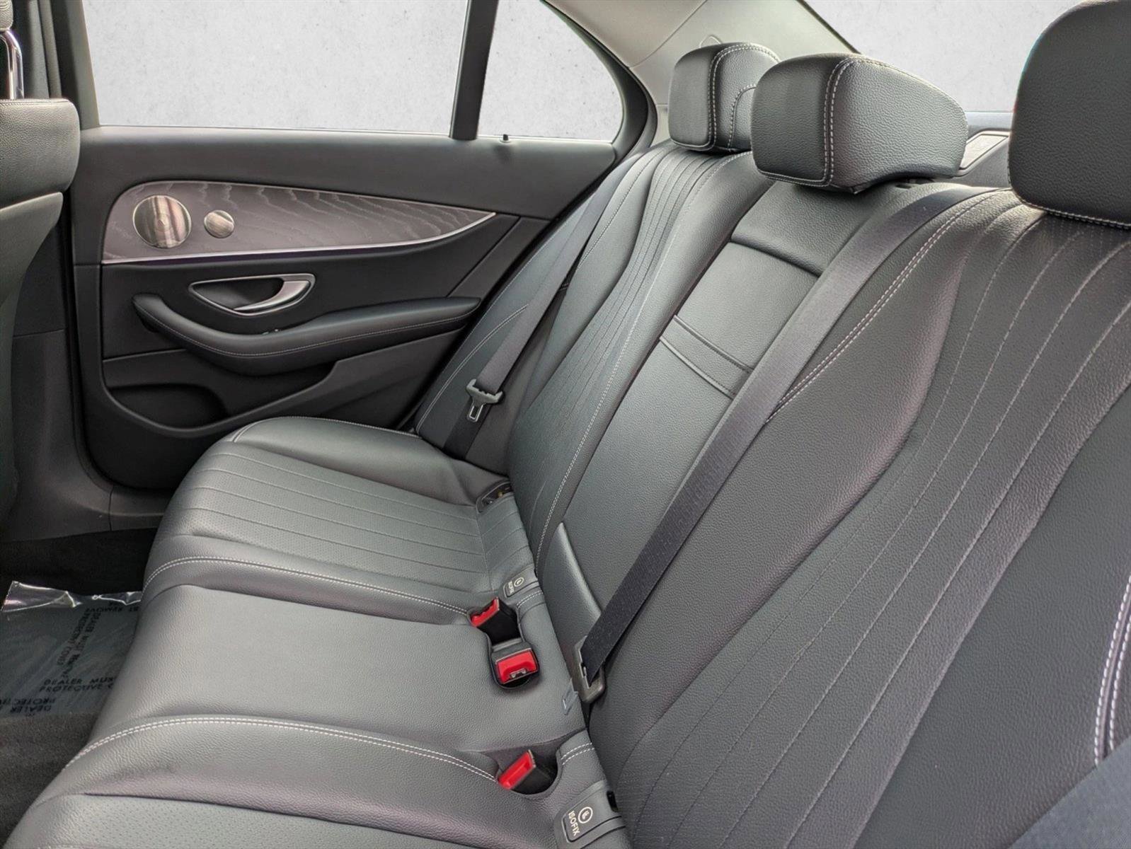Used 2022 Mercedes-Benz E 350 Sedan image 21