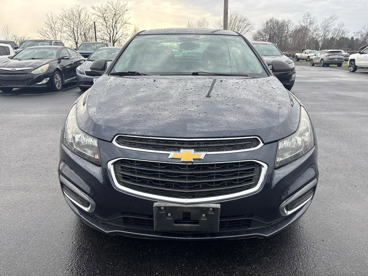 Used 2015 Chevrolet Cruze LS FWD image 9