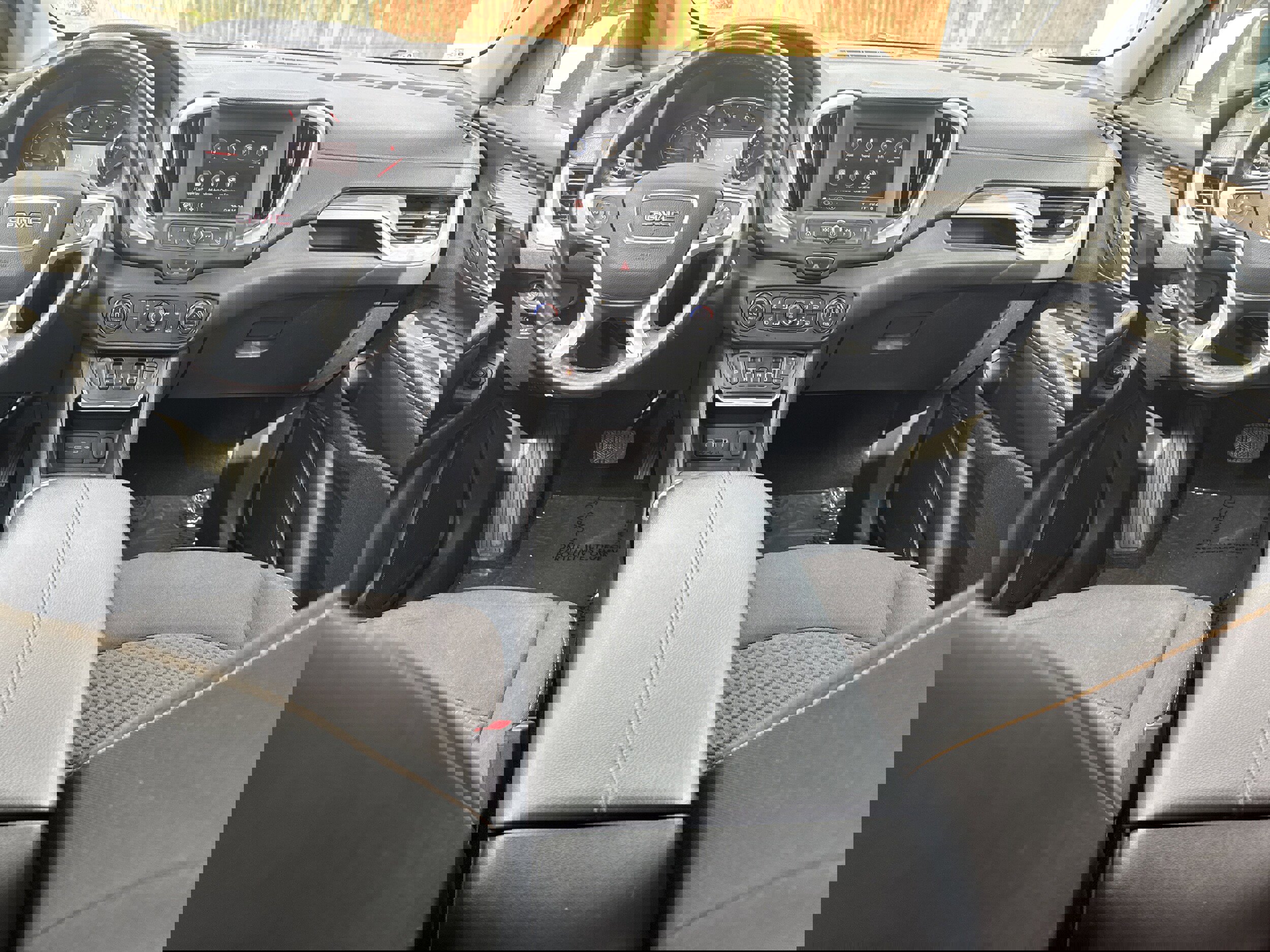 Used 2019 GMC Terrain SLE w/ Driver Convenience Package image 15