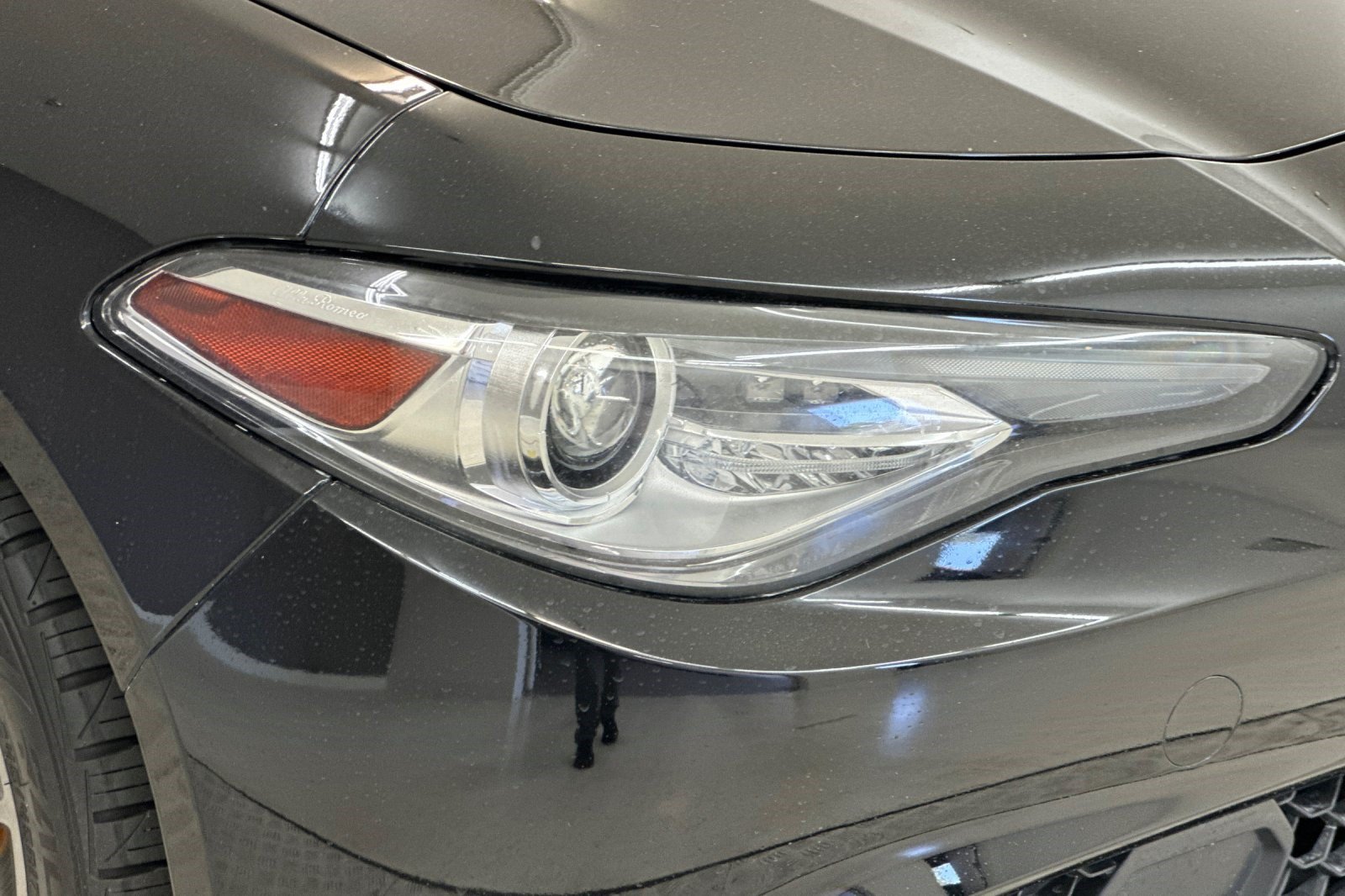Used 2020 Alfa Romeo Giulia RWD image 12