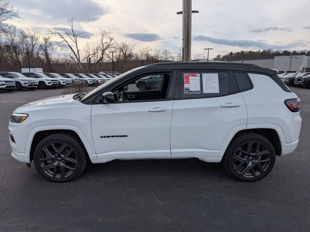 Used 2024 Jeep Compass Limited w/ High Altitude Package image 7