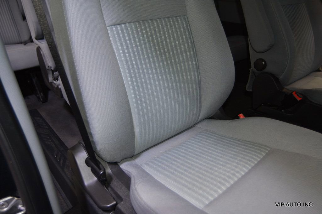 Used 2017 Ford Transit 350 XLT image 13