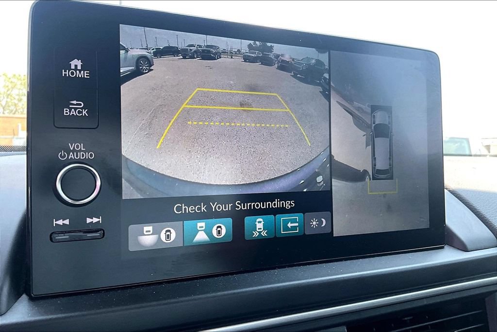 Used 2025 Honda Pilot Elite image 27