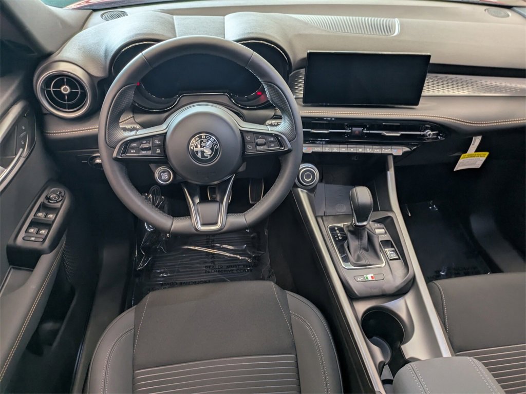 New 2025 Alfa Romeo Tonale image 11