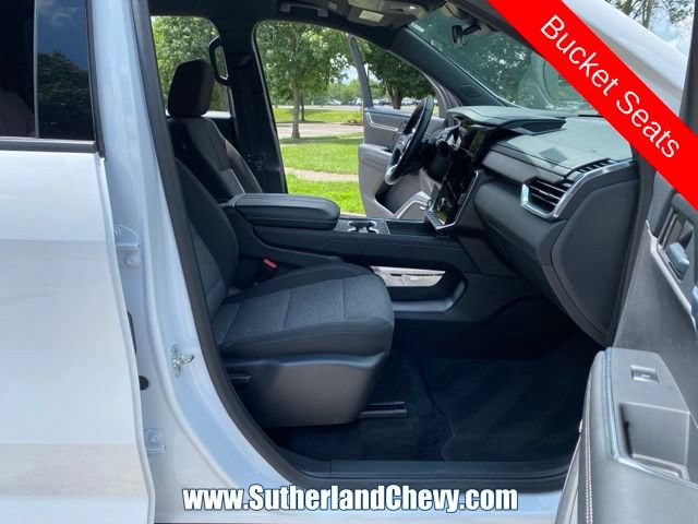 Used 2025 GMC Acadia Elevation FWD image 17