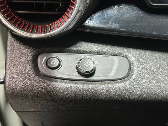 Used 2024 Chevrolet Trax RS w/ Driver Confidence Package image 20