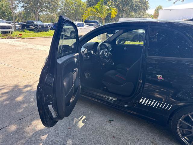 Used 2019 FIAT 500 Abarth FWD image 10