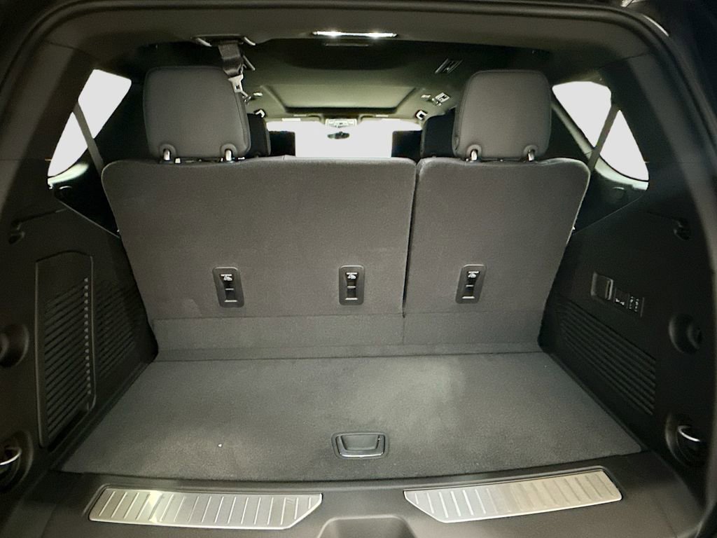 New 2025 GMC Yukon Denali w/ Denali Reserve Package image 26