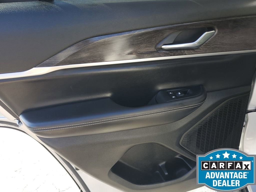 Used 2025 Jeep Grand Cherokee Limited image 45