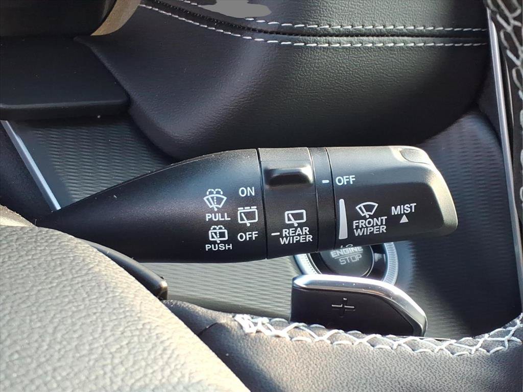 New 2025 Jeep Grand Cherokee Laredo X w/ Luxury Tech Group I RWD image 24