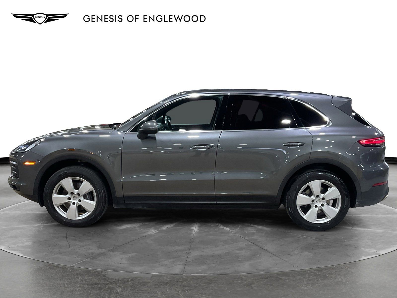 Used 2019 Porsche Cayenne Base image 8