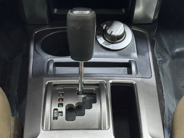 Used 2019 Toyota 4Runner SR5 AWD/4WD image 37