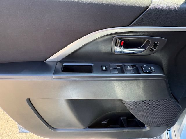 Used 2012 MAZDA MAZDA5 Grand Touring FWD image 14