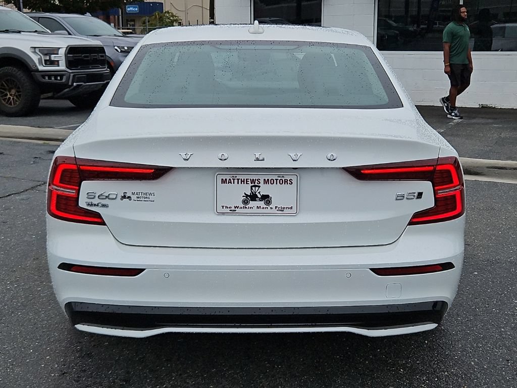 Used 2024 Volvo S60 B5 Core AWD/4WD image 6